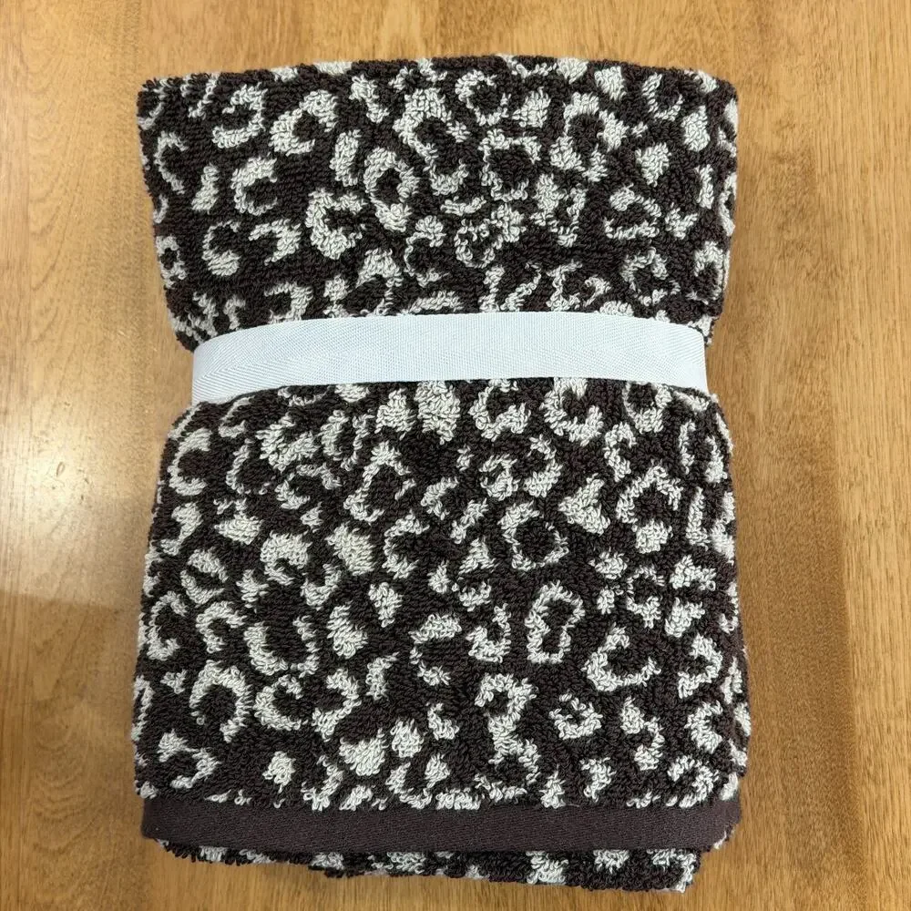 Rachel Zoe Leopard Cheetah Animal Print Hand Towel Set of 2 Brown Beige 18 x 28